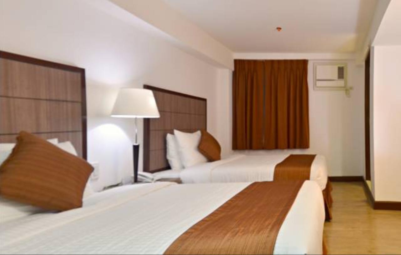 Tyche Boutique Hotel Legazpi City Exteriör bild