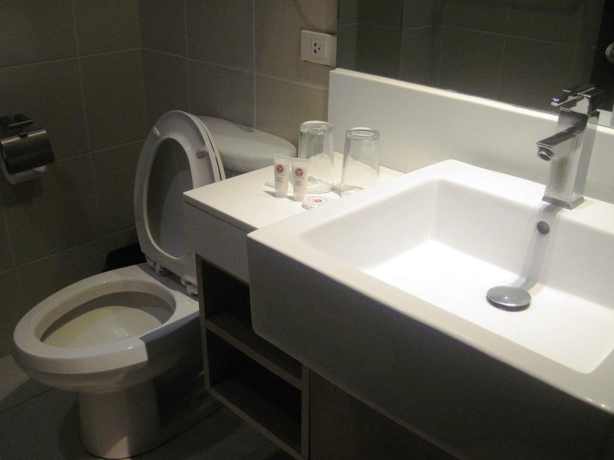 Tyche Boutique Hotel Legazpi City Exteriör bild